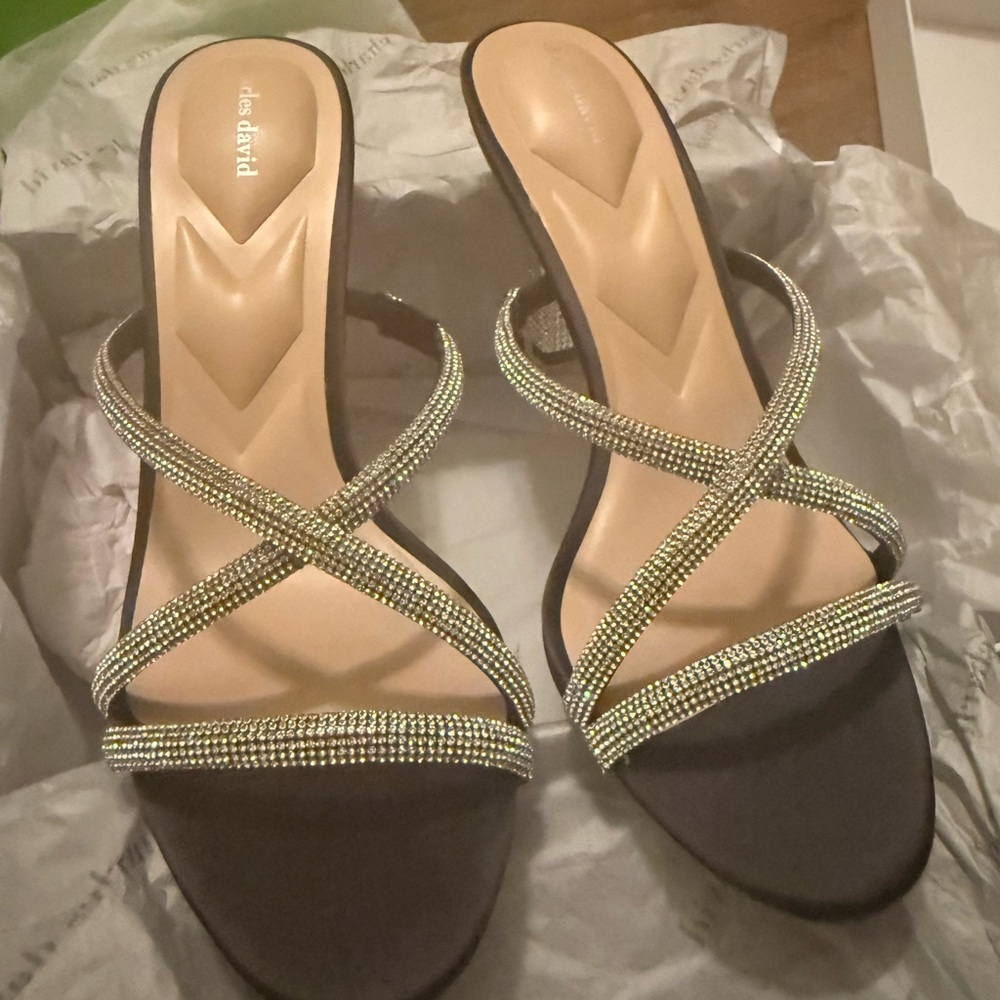 Charles David Black Sandals Sleek Design - Picture 4 of 5